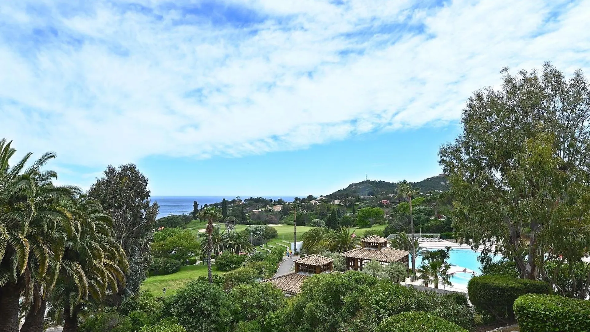 Studio Village Cap Esterel - Le Village-33 By Interhome Saint-Raphaël