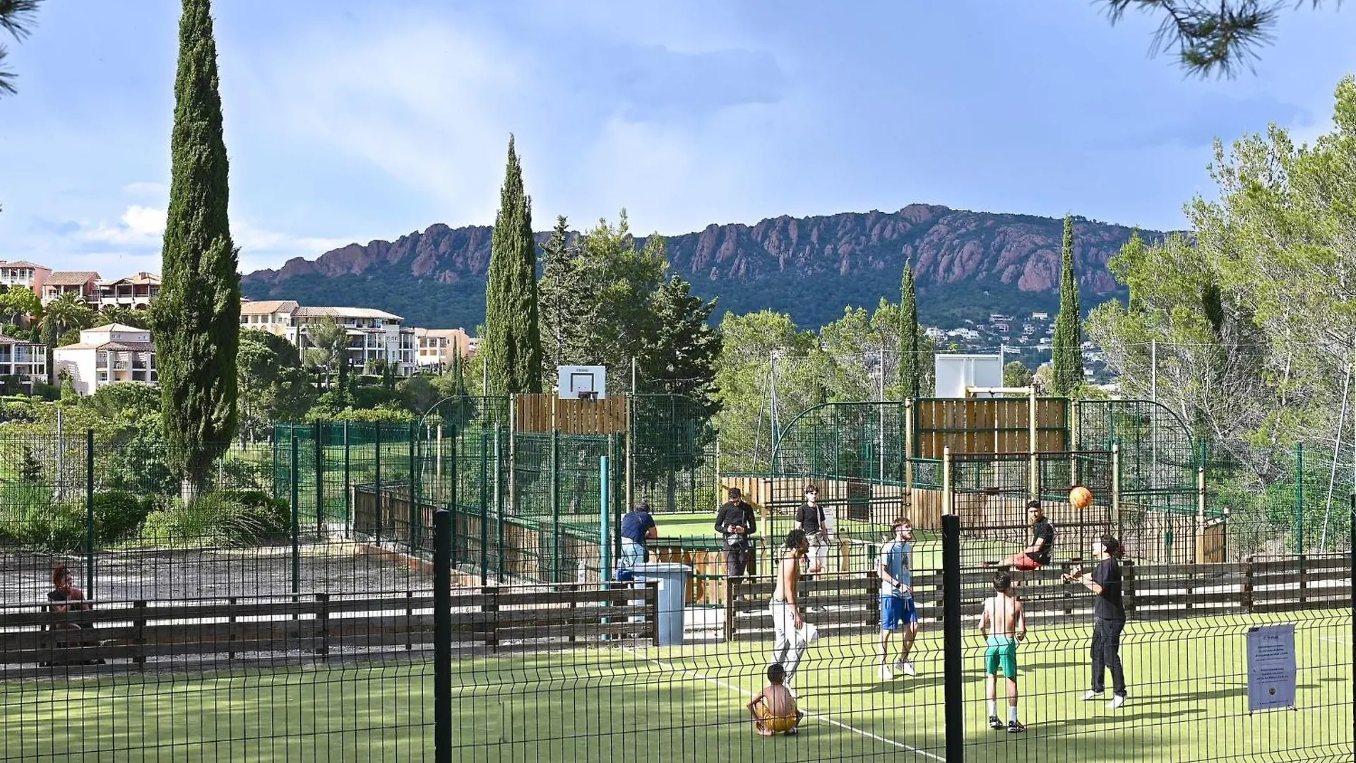Studio Village Cap Esterel - Le Village-33 By Interhome Saint-Raphaël